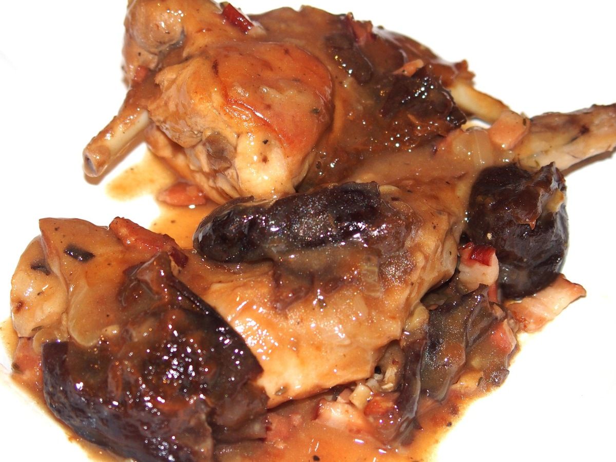 Lapin aux pruneaux