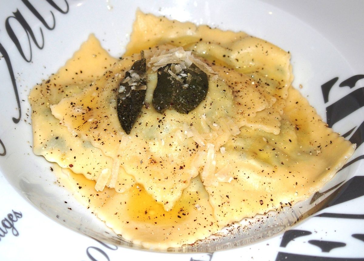 Raviolis au beurre de sauge